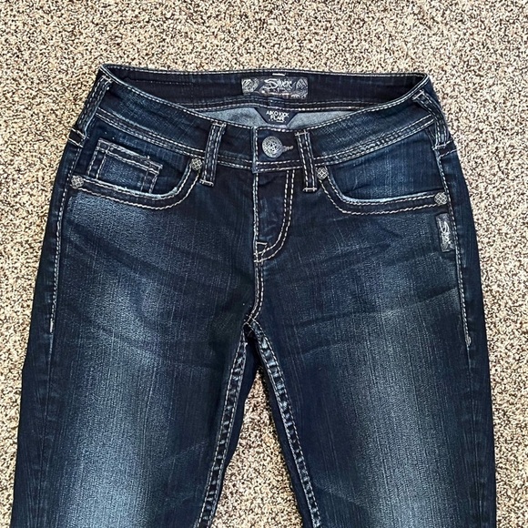 EUC Silver Denim Capri Pants, Size 25 Waist - Picture 3 of 4